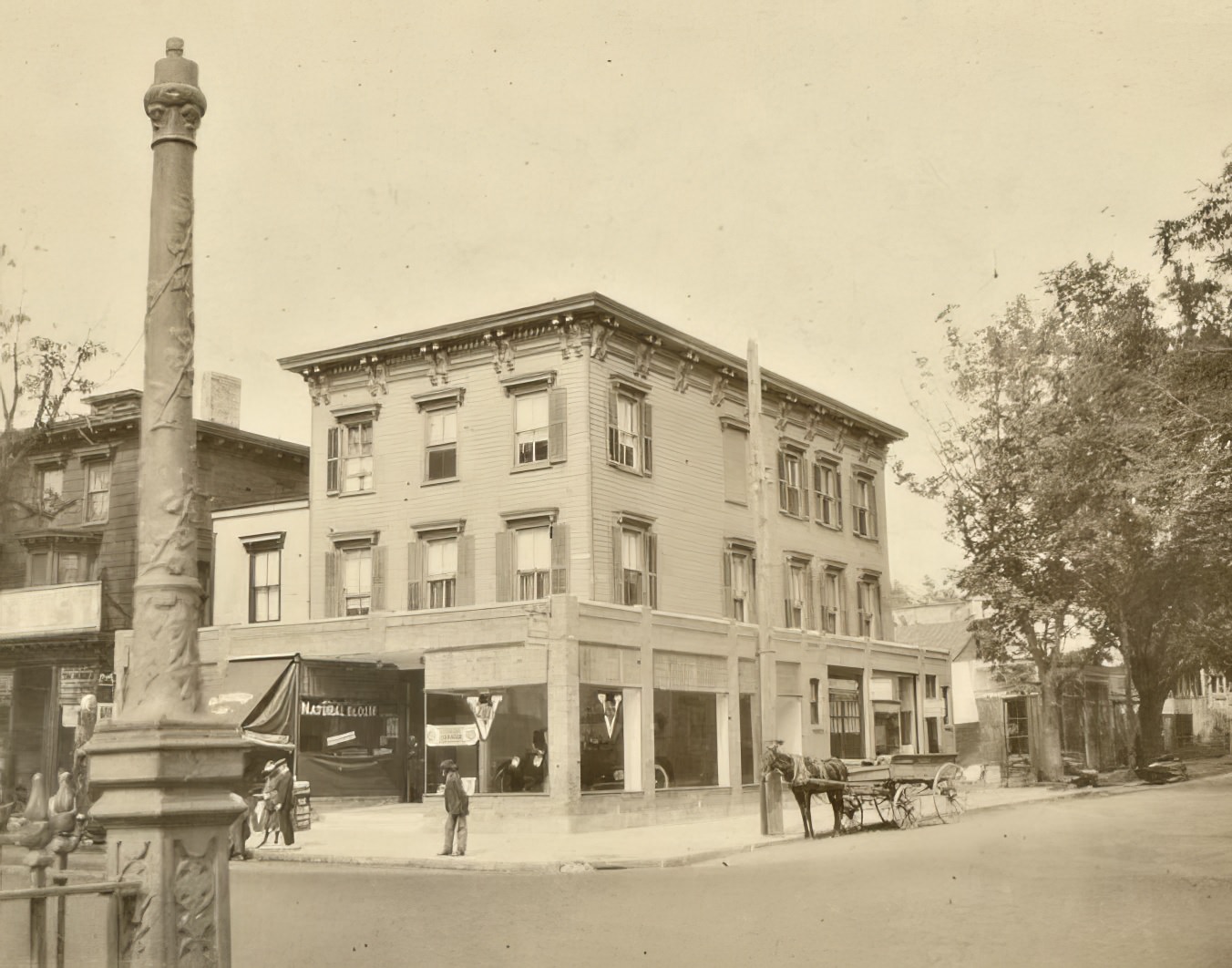 Northern Boulevard And Linden Place, Queens, 1900S.
