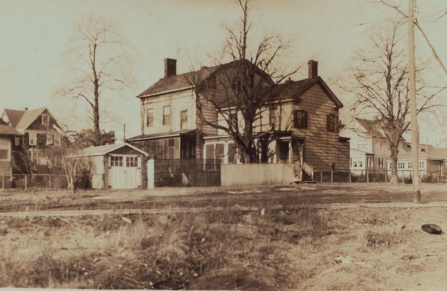 Pinegrove Street And 109Th Avenue, Queens, 1900S.