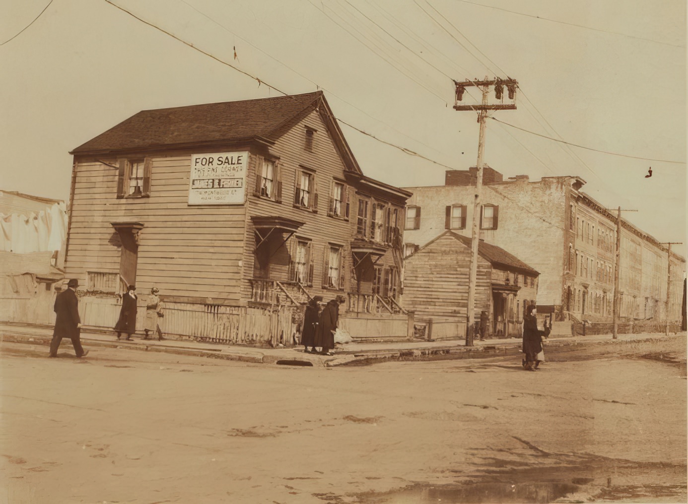 Gates Avenue And Waverly Avenue, Queens, 1910S.