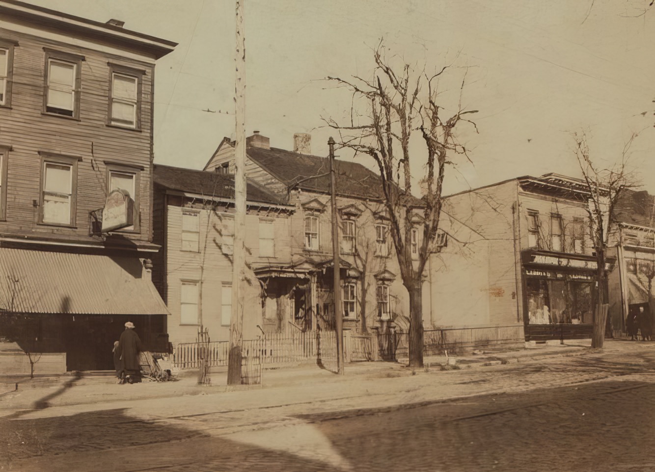 Grand Avenue And 67Th Street, Queens, 1910S.