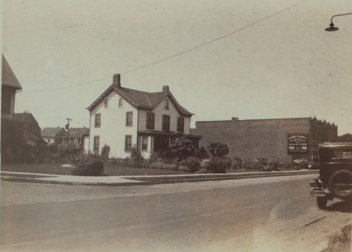 Farmers Boulevard At Keeseville Avenue, Queens, 1920S.