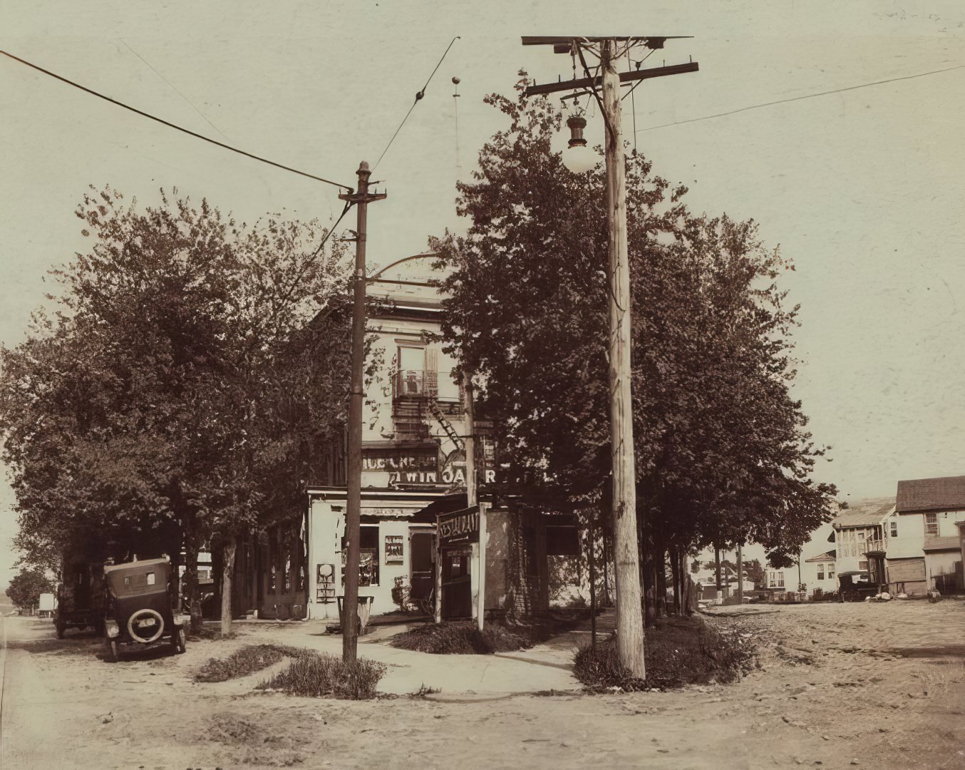 Jamaica Avenue At Kew Garden Road, Queens, 1920S.