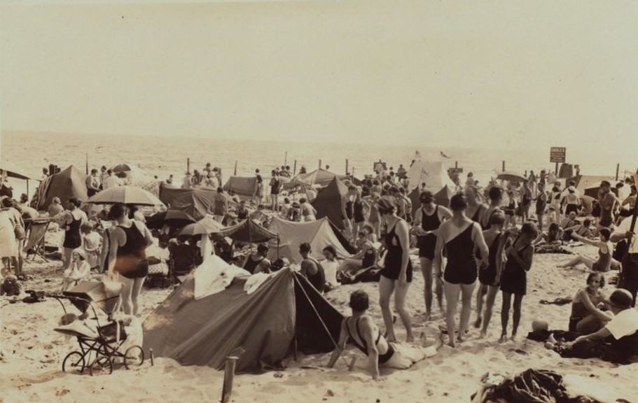 Jacob Riis Park, Queens, 1930S.