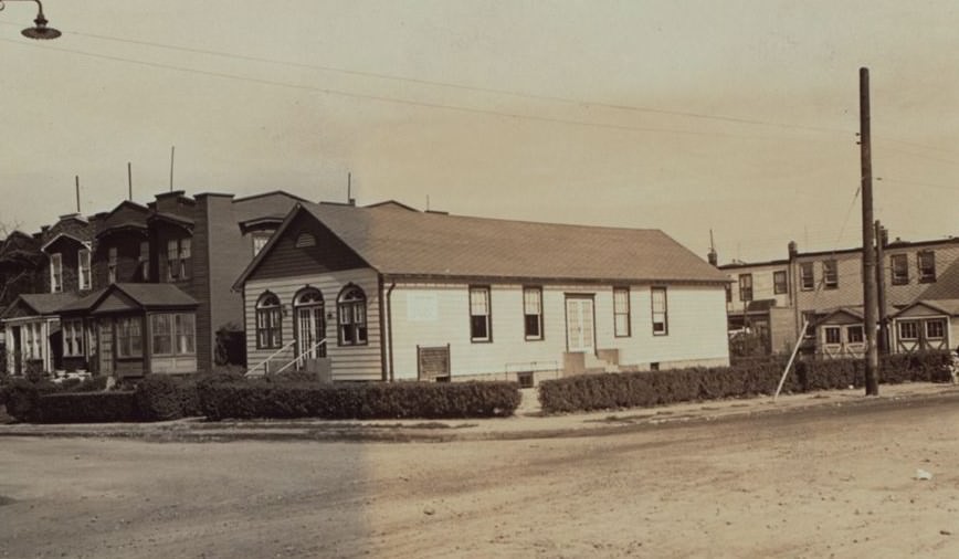 92Nd Street And 32Nd Avenue, 1930S.