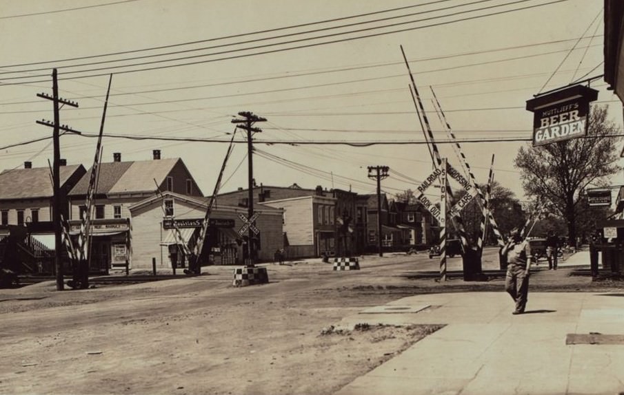 111Th Street And Atlantic Avenue, 1930S.