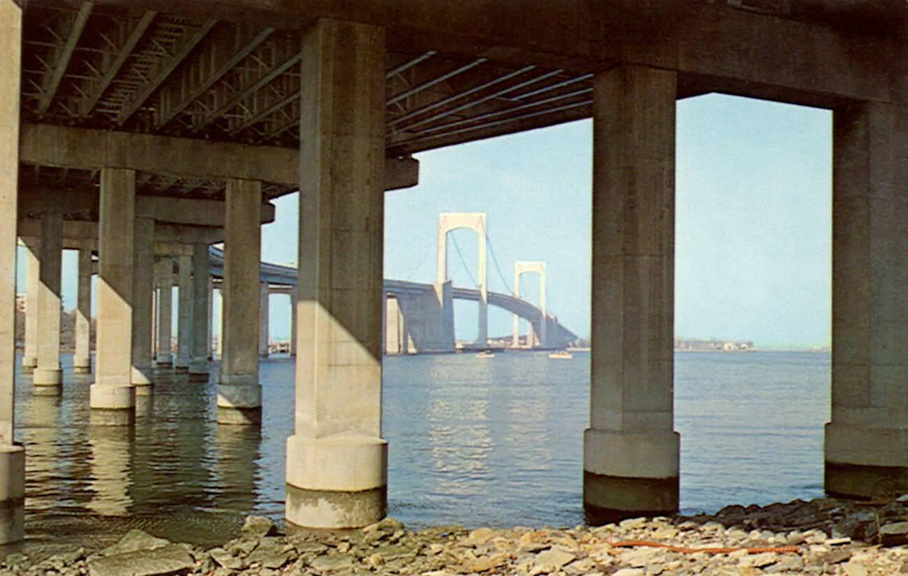 The Throggs Neck Bridge, Long Island City, 1960.
