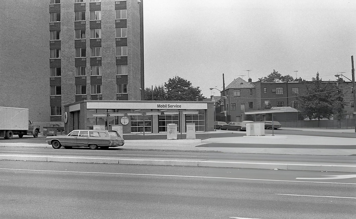 A Mobil Gas Station On Woodhaven Boulevard In Queens' Rego Park, 1975.