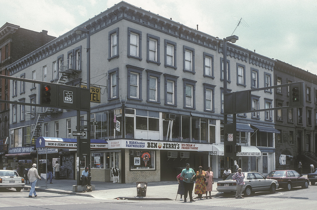 Se Corner Of E. 125Th St. At 5Th Ave., Harlem, 1993