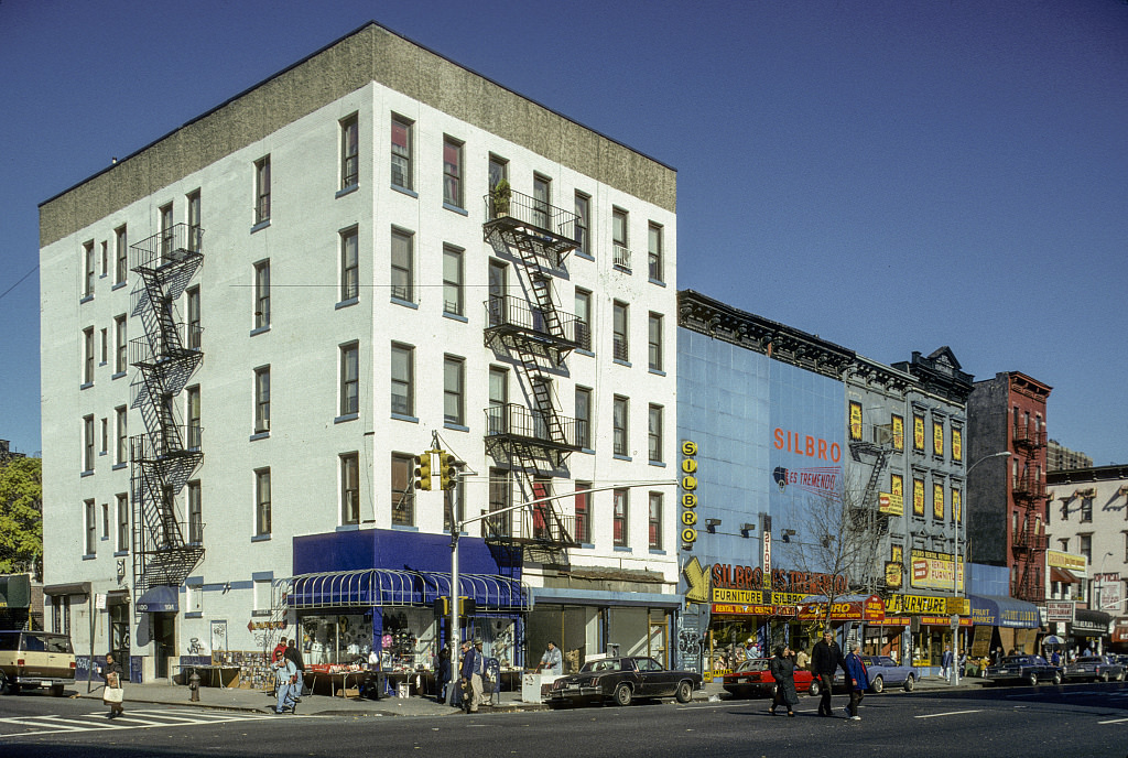 View Nw Along 3Rd Ave. From E. 115Th St., Harlem, 1993