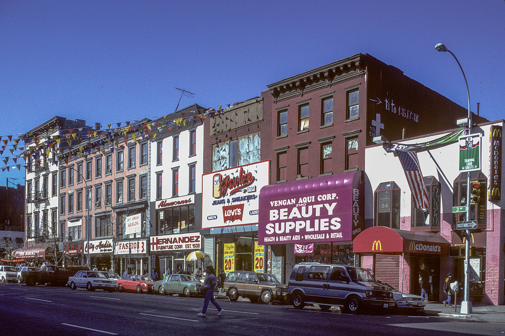 View Sw Along 3Rd Ave. From E. 117Th St., Harlem, 1993