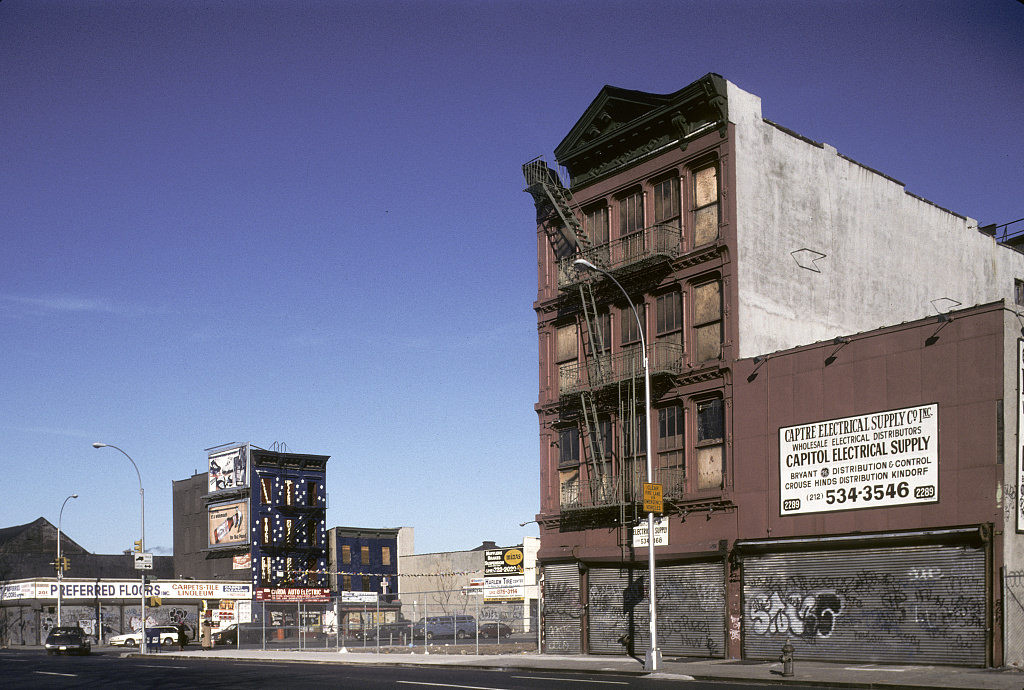 View NE along 3rd Ave. toward E. 125th St., Manhattan, 1995