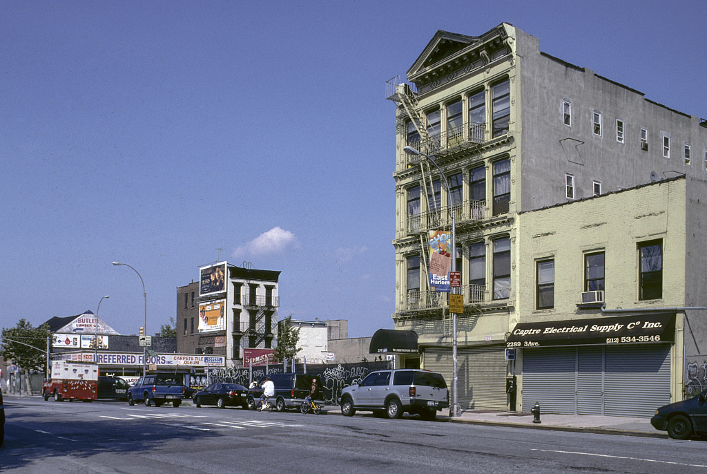 View Ne Along 3Rd Ave. Toward E. 125Th St., Harlem, 2005.