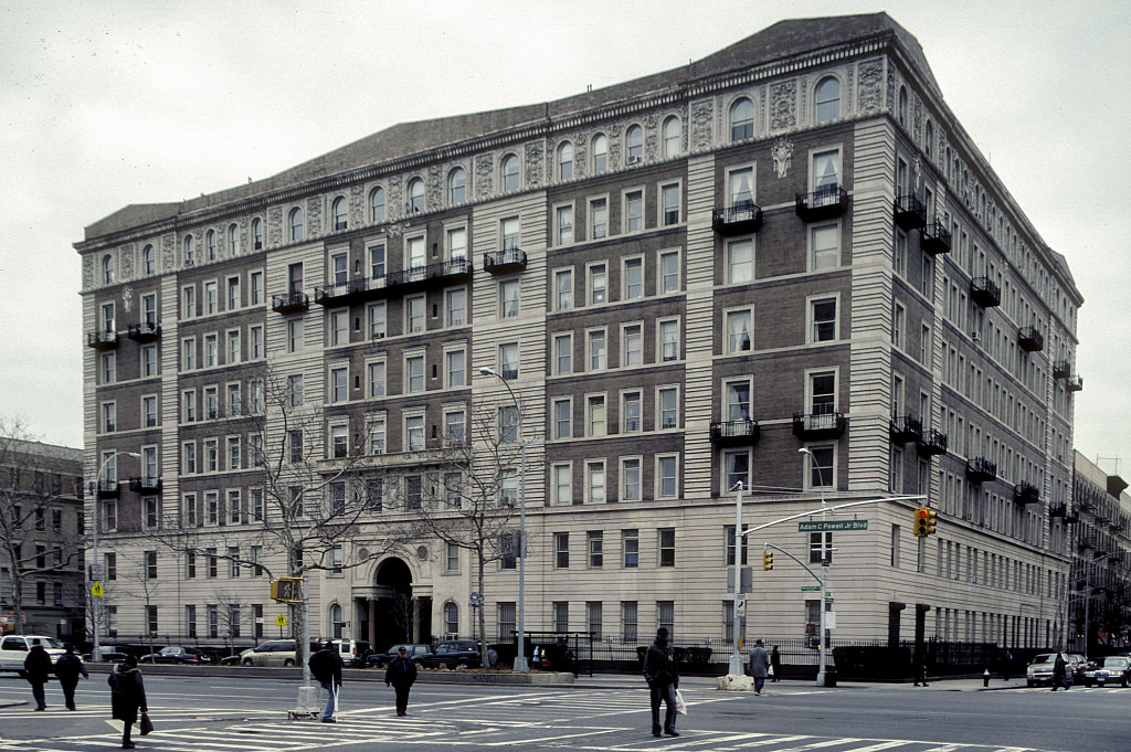 Graham Court, Ne Corner Of Adam Clayton Powell Jr. Blvd. At W. 116Th St., Harlem, 2007.