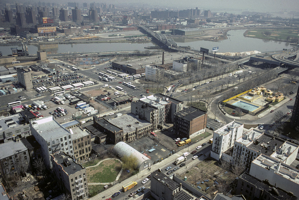 View Ne From Riverside Dr. At W. 125Th St., Harlem, 2008.