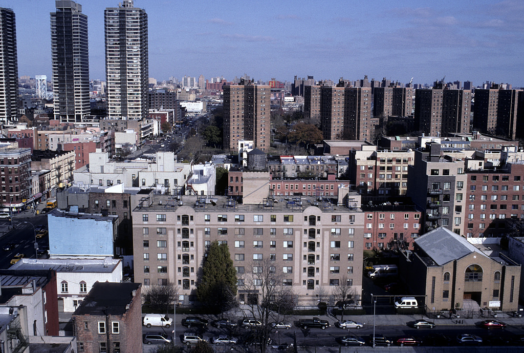 View South Along 3Rd Ave. From E. 123Rd St., Harlem, 2009.