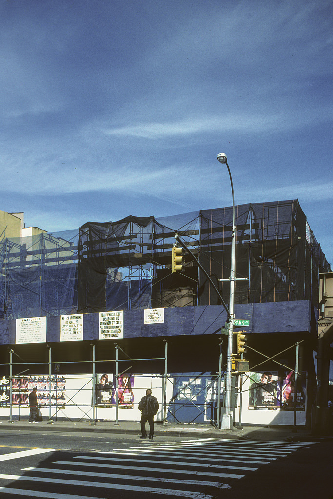 Former Corn Exchange Bank, Nw Corner Of Park Ave. At E. 125Th St., Harlem, 2009.