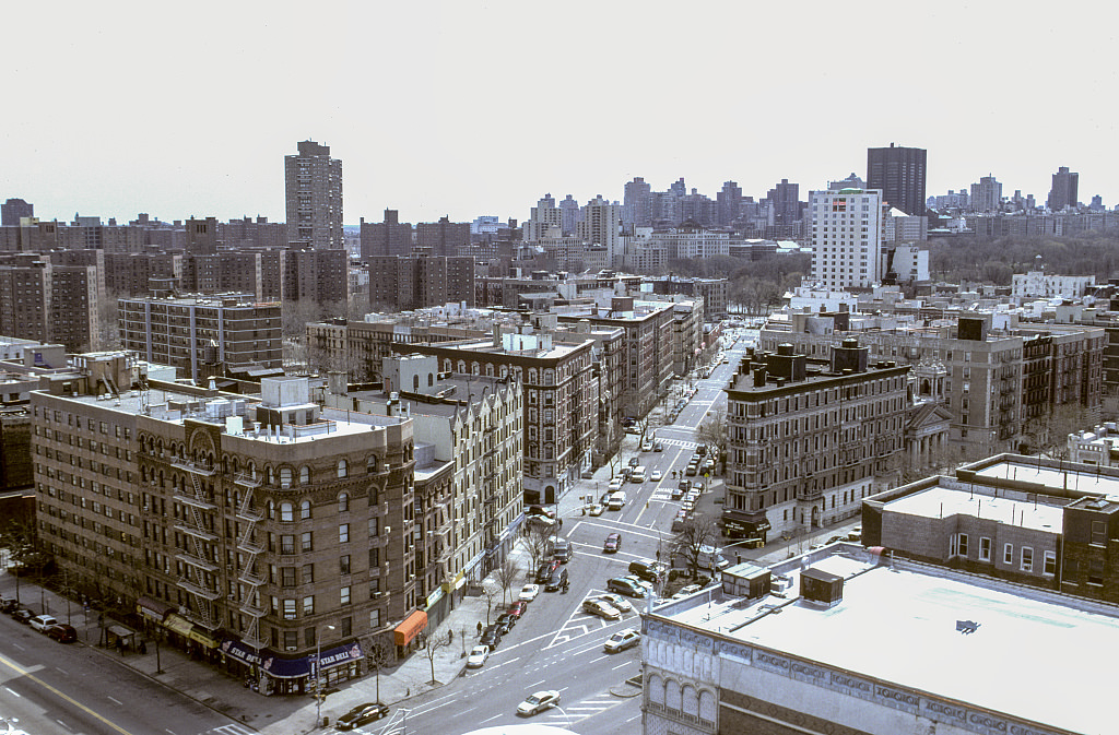 View Se Along St. Nicholas Ave. From W. 117Th St., Harlem, 2007.