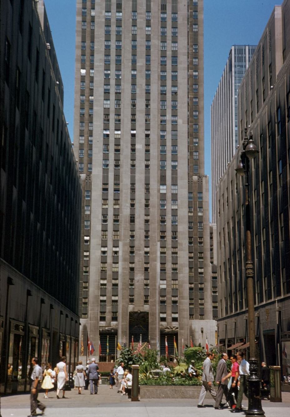 Rockefeller Plaza, 1960