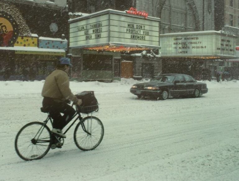 A Look Back at the Historic Blizzard of 1996 That Paralyzed New York ...