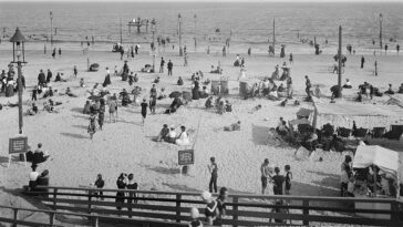 Brighton Beach 1900S