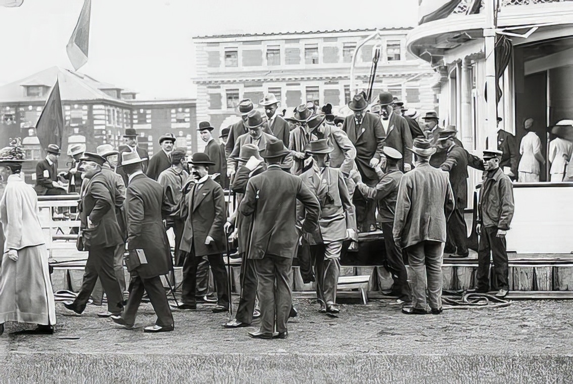 German Doctors At Ellis Island, 1912 Sept. 18.