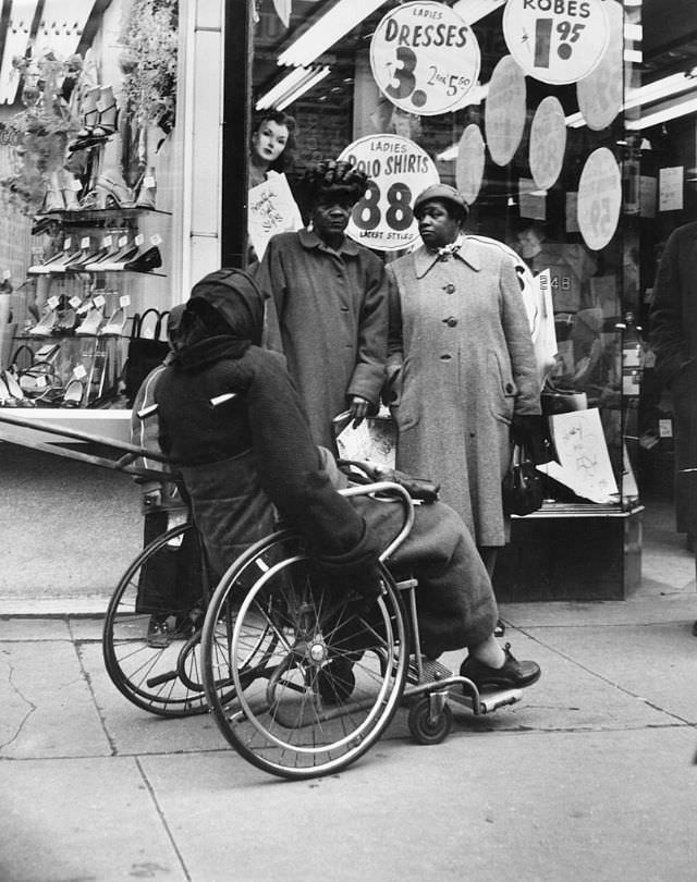 Stunning Portraits Of Harlem Residents From The 1950S By Italian Photographer