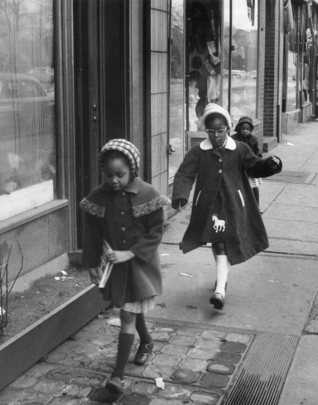 Stunning Portraits Of Harlem Residents From The 1950S By Italian Photographer