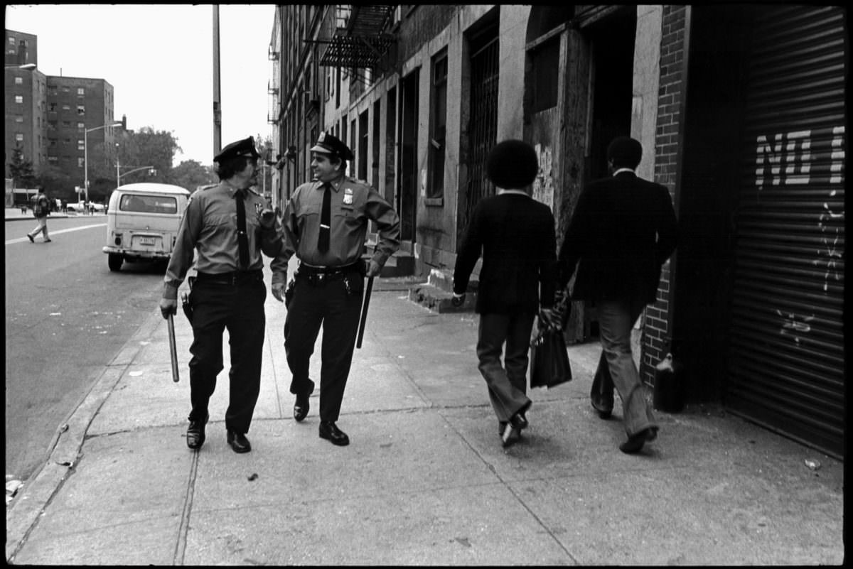 Street Cops: Jill Freedman'S Photos Of The Nypd On The Streets Of New York City, 1978-1981