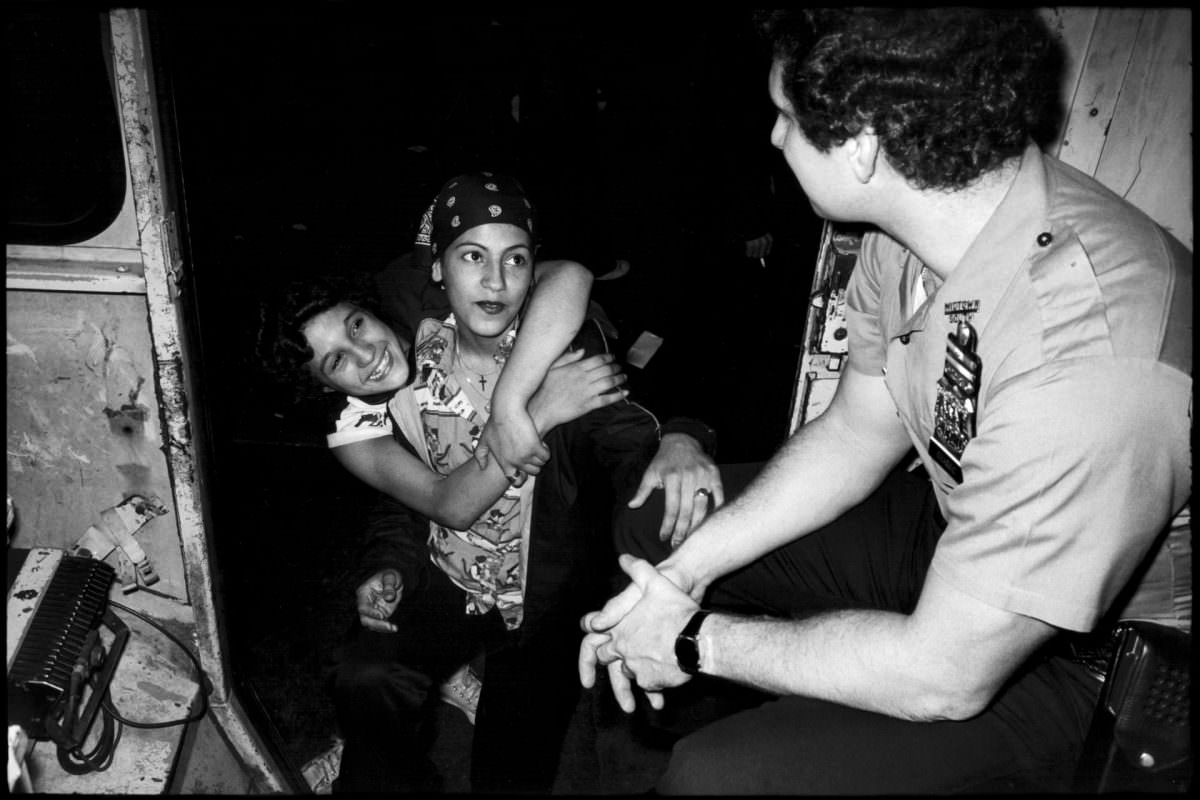 Street Cops: Jill Freedman'S Photos Of The Nypd On The Streets Of New York City, 1978-1981