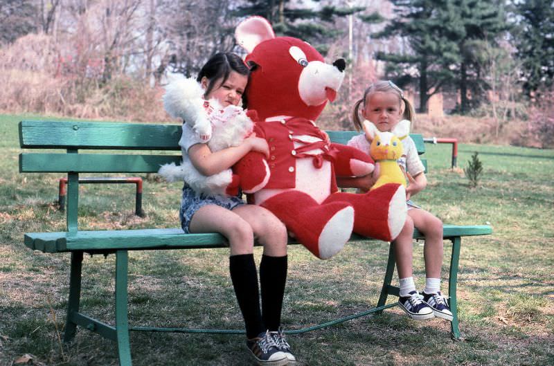 Through The Lens Of Time: A Family'S 1970S Photo Album Offers A Unique Glimpse Of New York City Life