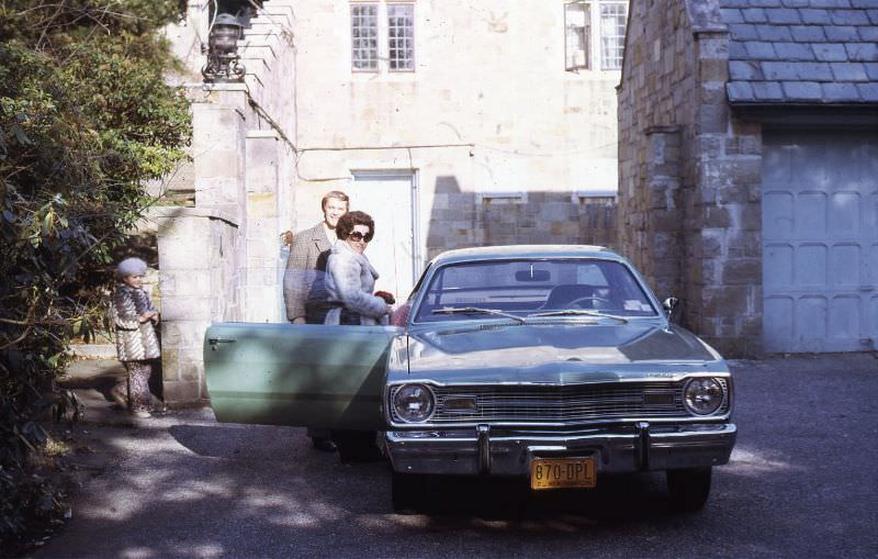 Through The Lens Of Time: A Family'S 1970S Photo Album Offers A Unique Glimpse Of New York City Life