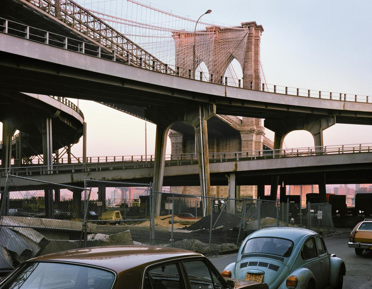 From Grit To Glamour: The Beauty Of 1980S New York City Through Wayne Sorce'S Vivid Len