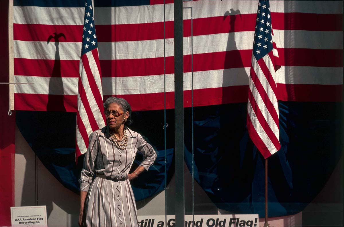 Robert Herman'S 1980S New York City Street Photography Is A Time Capsule Of Vibrant Colors