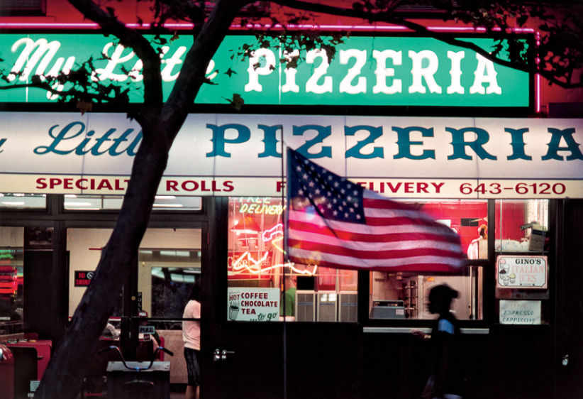 Robert Herman'S 1980S New York City Street Photography Is A Time Capsule Of Vibrant Colors