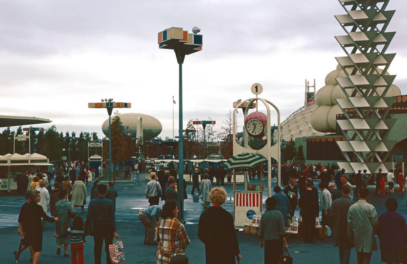 A Nostalgic Look Back At The Wonders Of The 1964 New York World'S Fair Through Stunning Vintage Photos