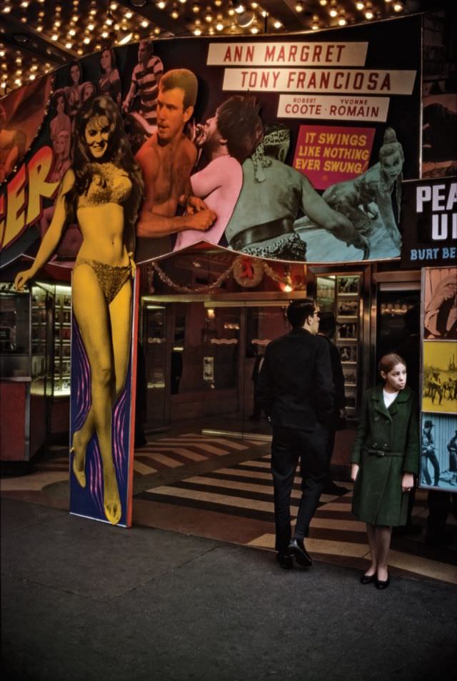 A Glimpse Into The Late 1960S New York City Through Beautiful Kodachromes By Tod Papageorge