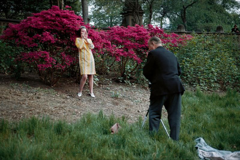 A Glimpse Into The Late 1960S New York City Through Beautiful Kodachromes By Tod Papageorge