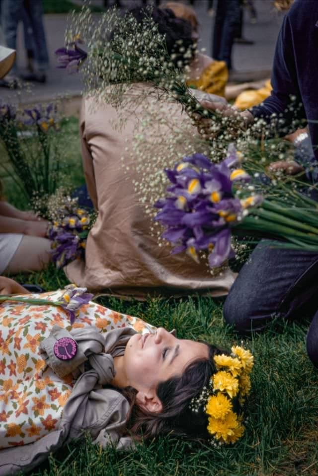 A Glimpse Into The Late 1960S New York City Through Beautiful Kodachromes By Tod Papageorge