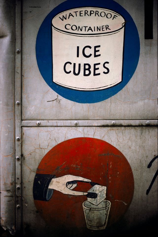 A Glimpse Into The Late 1960S New York City Through Beautiful Kodachromes By Tod Papageorge