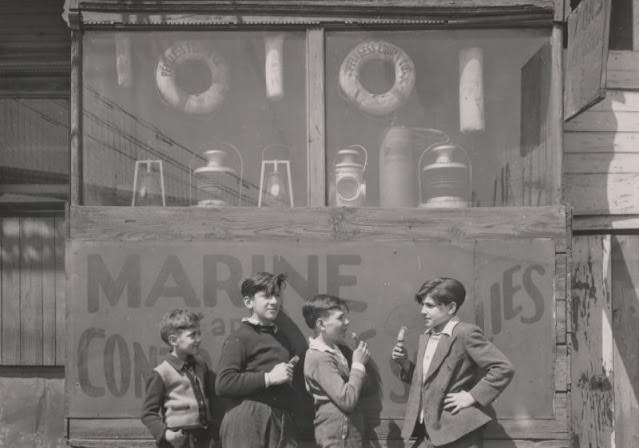 Near Fulton Fish Market, 1946