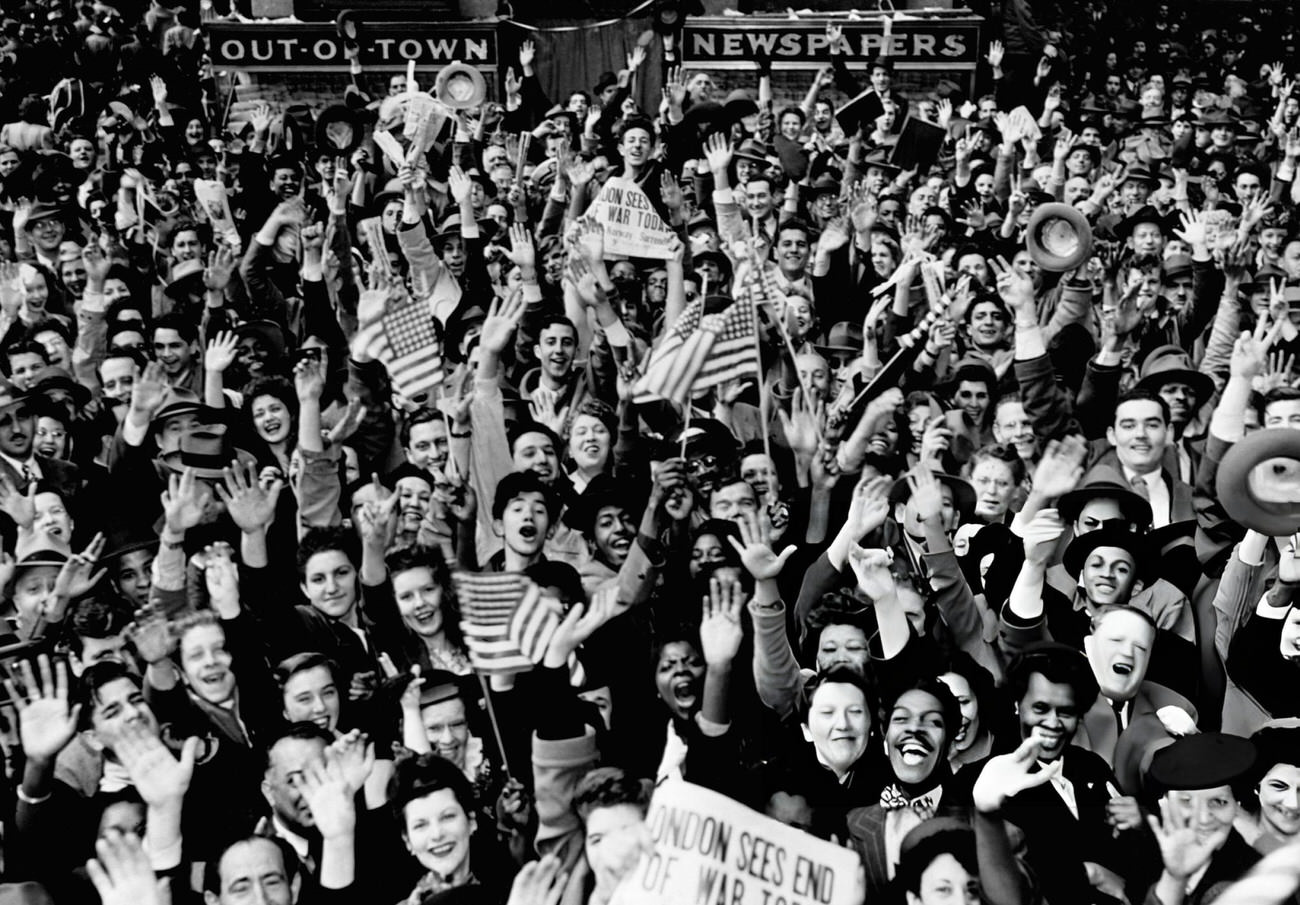 New Yorkers Shout Their Joy At Hearing The Report Of Germany'S Surrender, 1945.