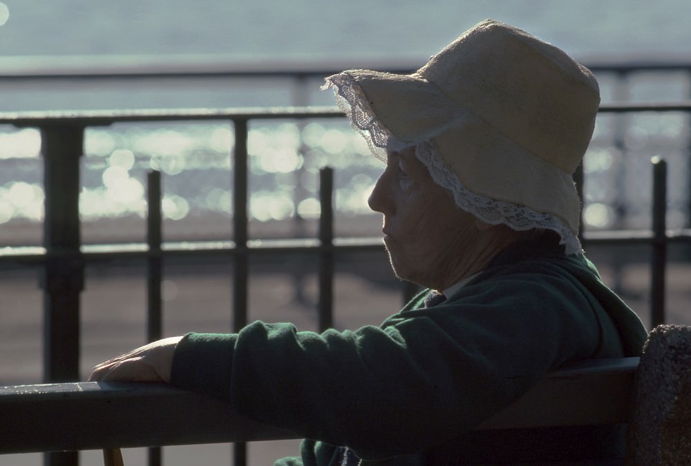 A woman with a hat in Manhattan, 1978.