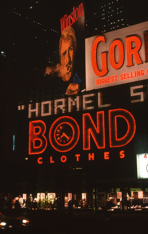 US 407a Times Square, Manhattan, 1977.