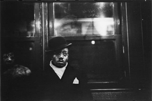 Vintage Photos Capture The Faces And Fashion Of Nyc Subway Passengers In The 1940S