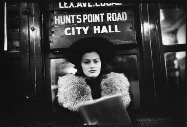 Vintage Photos Capture The Faces And Fashion Of Nyc Subway Passengers In The 1940S