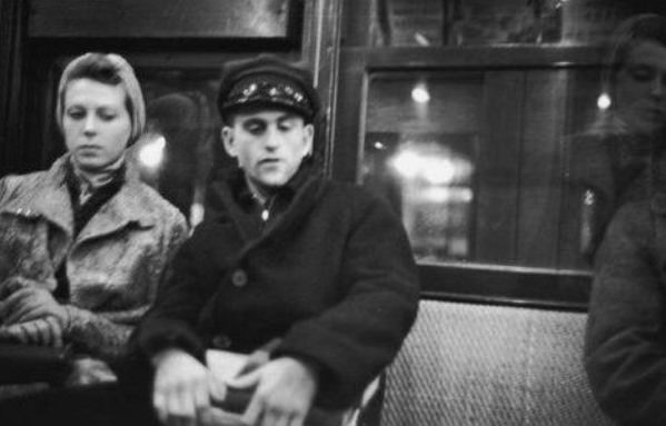 Vintage Photos Capture The Faces And Fashion Of Nyc Subway Passengers In The 1940S