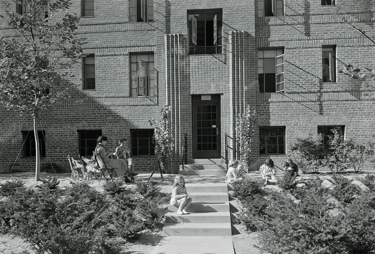 Hillside Housing Inc., Boston Post Road, Bronx, 1935.