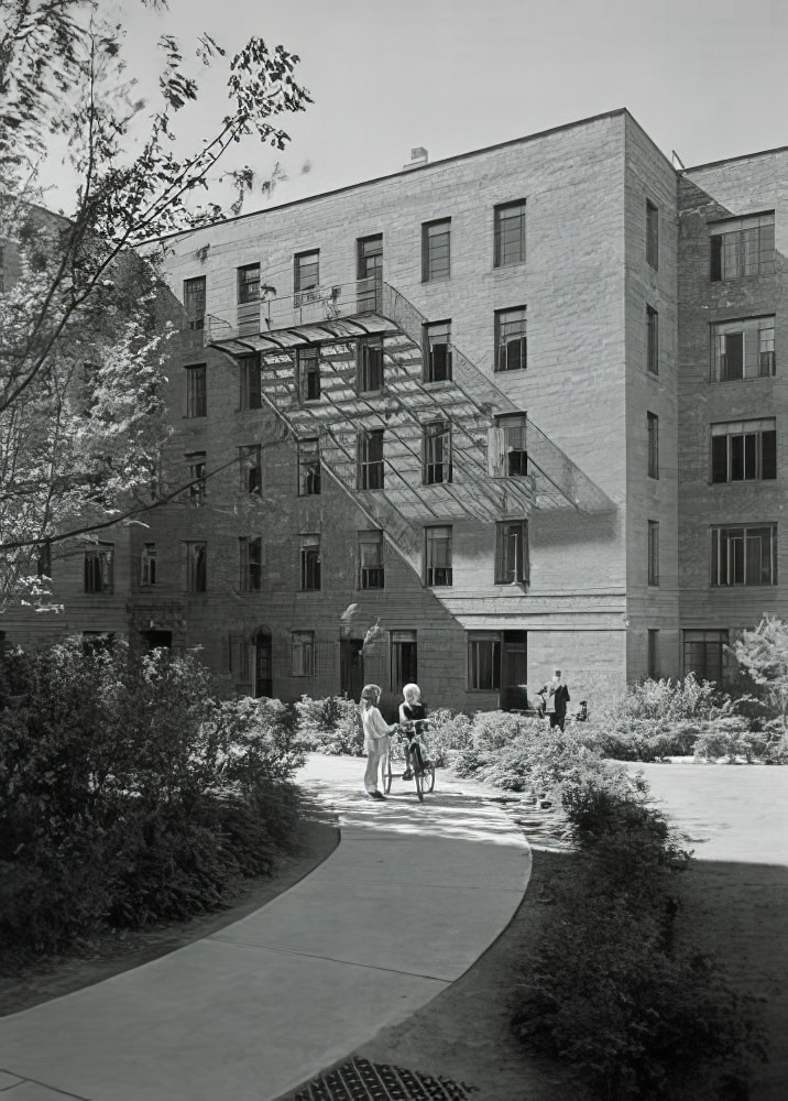 Hillside Housing Inc., Boston Post Road, Bronx, 1935.