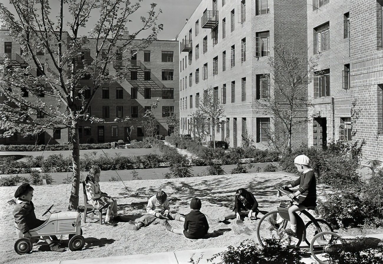 Hillside Housing Inc., Boston Post Road, Bronx, 1935.