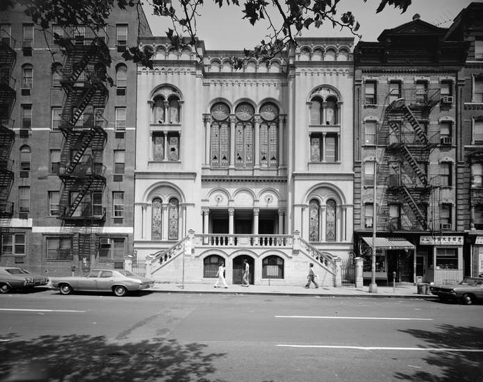 Congregation Sons of Israel Kalwarie at 15 Pike Street, 1978.